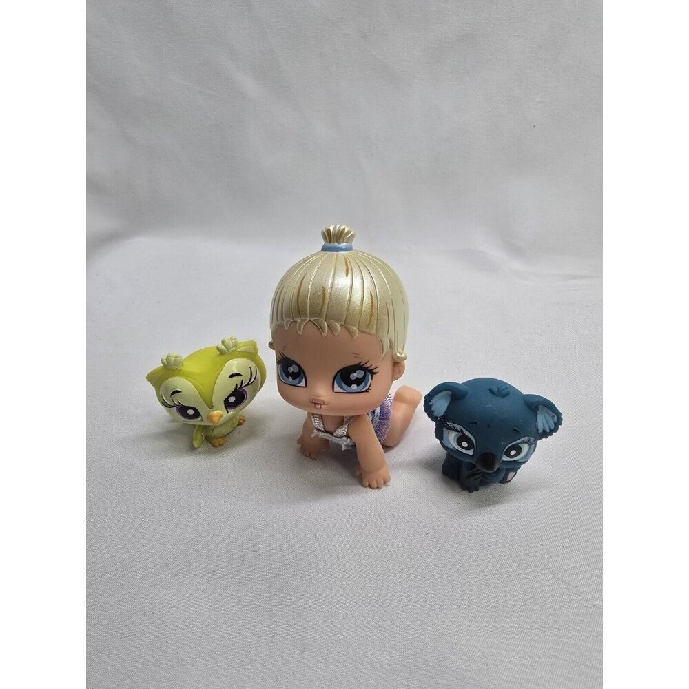 Bratz Lil Angelz Cloe Numbered Collectors Series Doll With Bobble Head Pets